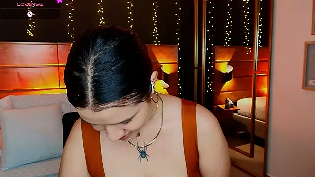 hanna kimura online show from February 26, 7:46 pm