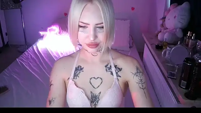 yourscirilla online show from March 31, 8:47 am