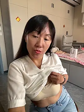 Snapshot of xiaomei-11 chatting on October 2, 3:00 am xiaomei-11 online show from October 2, 3:00 am