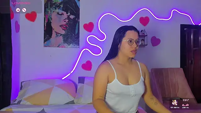 Dilan and Mia online show from March 14, 5:03 pm