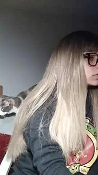 Aurora blaack online show from December 17, 4:16 am