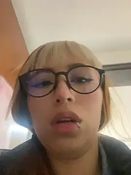 Sallem Pink online show from February 7, 11:14 am