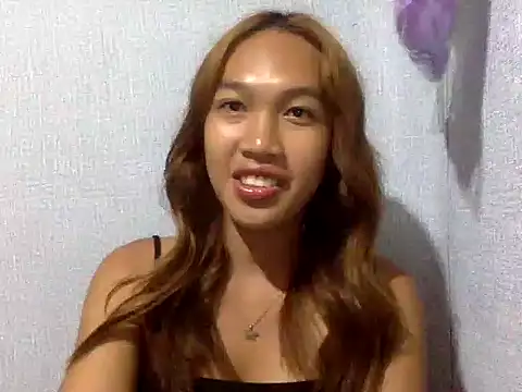 your wifey online show from March 10, 4:11 pm