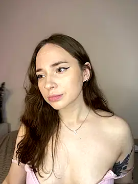 Snapshot of AlexaSpark_ chatting on September 9, 7:24 pm AlexaSpark  online show from September 9, 7:24 pm