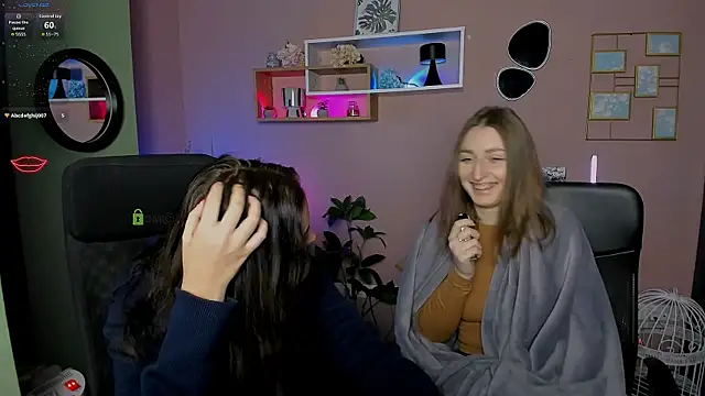 eva smiith  online show from January 16, 7:15 am