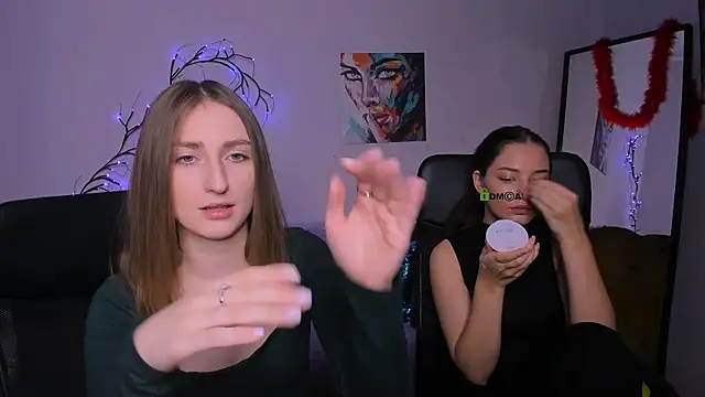 eva smiith  online show from November 18, 7:31 am