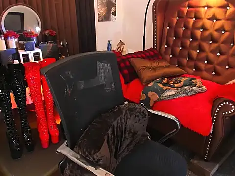 devongarcia online show from October 30, 11:17 pm