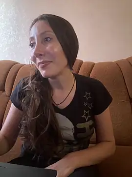 HellaryTourent online show from September 9, 2:28 pm