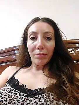 HellaryTourent online show from October 21, 8:02 pm