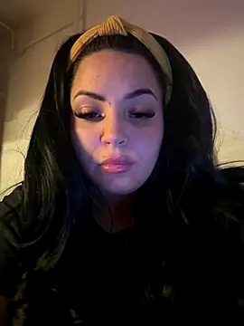 sexybunny18255 online show from October 6, 7:07 pm