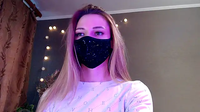 Iris lave online show from April 1, 4:15 pm