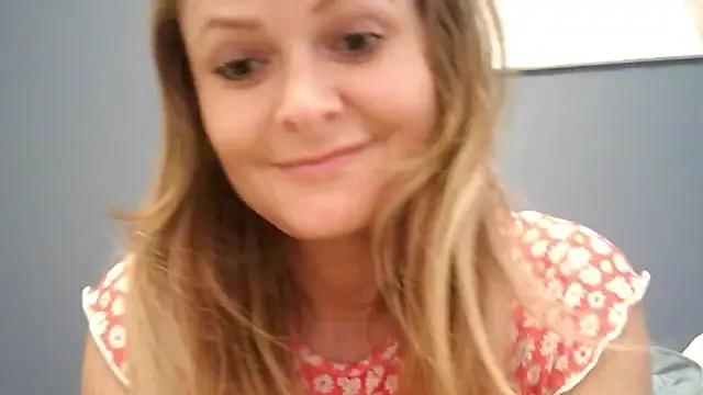 Snapshot of Ginger-bb chatting on September 14, 2:04 pm Ginger-bb online show from September 14, 2:04 pm