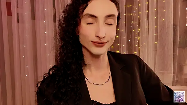 Queen of tease online show from November 27, 6:55 pm