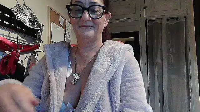 Mistress-Ivy51 online show from October 31, 6:50 am