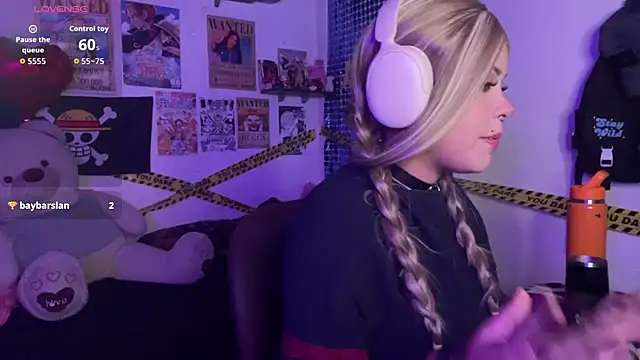 PixelKitty  online show from March 17, 12:14 am