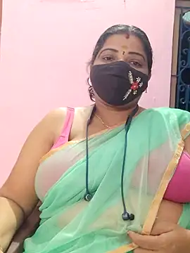 Snapshot of lathikaqueentamil chatting on September 27, 10:11 am lathikaqueentamil online show from September 27, 10:11 am