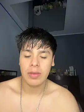 Kailertwink online show from April 11, 3:01 am