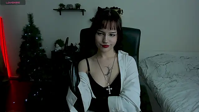 LiyaLuna online show from January 15, 3:51 pm