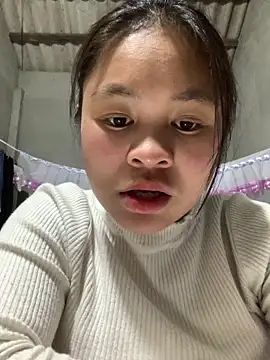 NhuFox online show from February 6, 1:25 pm