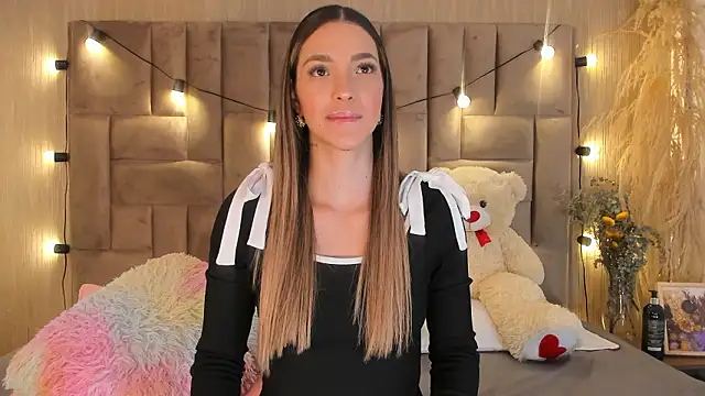 ClaradelMar online show from February 23, 10:48 am