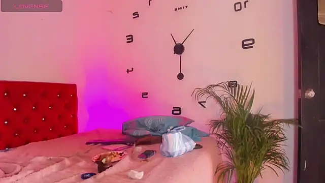 Lady Dirty444 online show from September 15, 5:53 pm