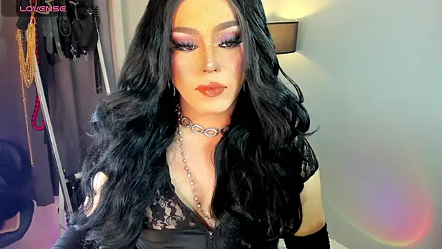 MagnaCumLoader17 online show from September 8, 9:25 pm