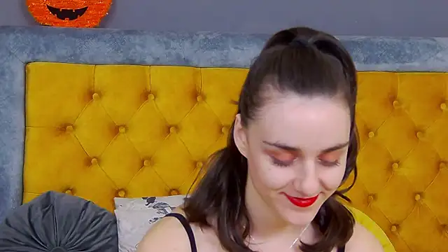 Jessica White  online show from November 14, 4:56 am