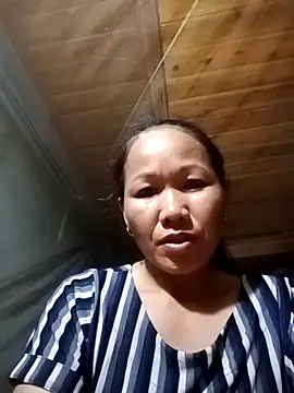 Snapshot of TinTin321 chatting on September 24, 9:03 pm TinTin321 online show from September 24, 9:03 pm