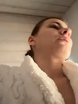 IsabellaEtha online show from December 15, 10:09 am