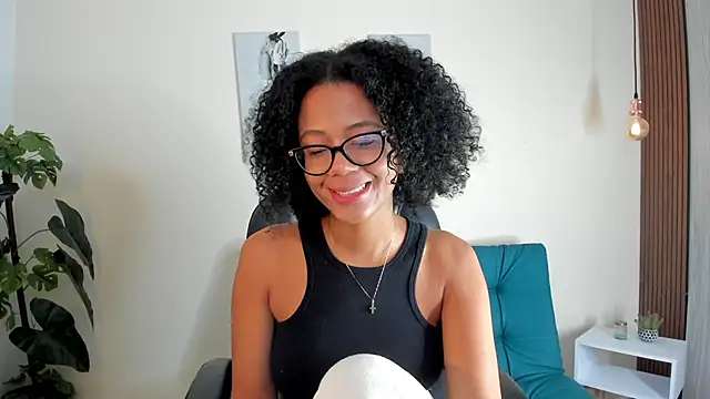 Ayleen Dunkan online show from February 24, 5:55 pm