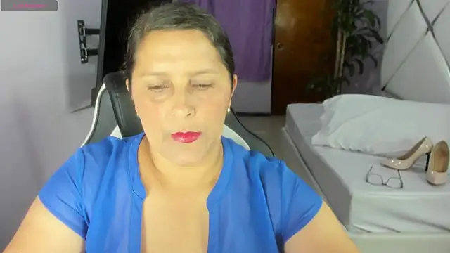 KikaDuque online show from December 18, 7:51 pm