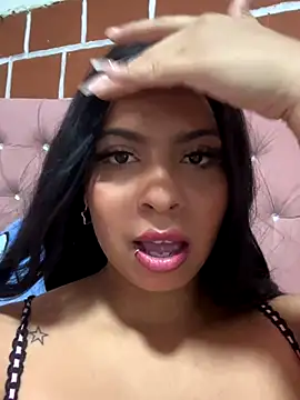 Rachellcooperrr online show from December 14, 2:28 am