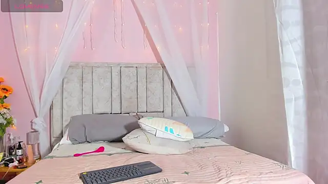 Rachellcooperrr online show from September 20, 1:38 am