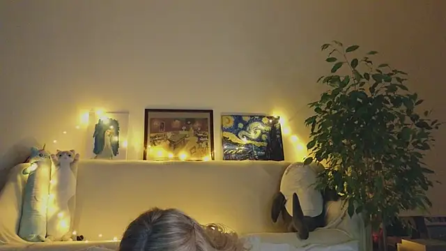 Pixxxis online show from June 5, 12:58 am