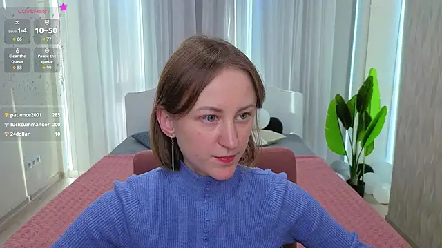 LuluChiiii online show from November 12, 12:47 pm