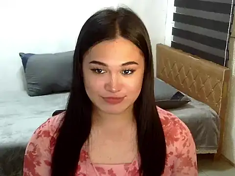 Snapshot of Annierose_ts chatting on September 13, 8:11 am Annierose ts online show from September 13, 8:11 am