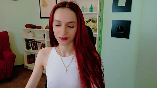 Julia Jae online show from January 18, 7:48 am