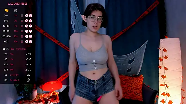 BellaCaress online show from October 31, 8:51 am