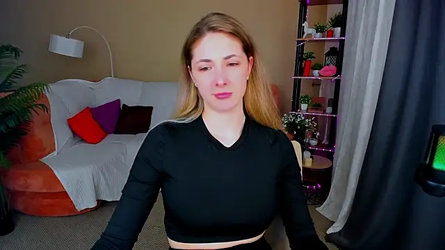 SensitiveSooul online show from March 10, 7:40 pm