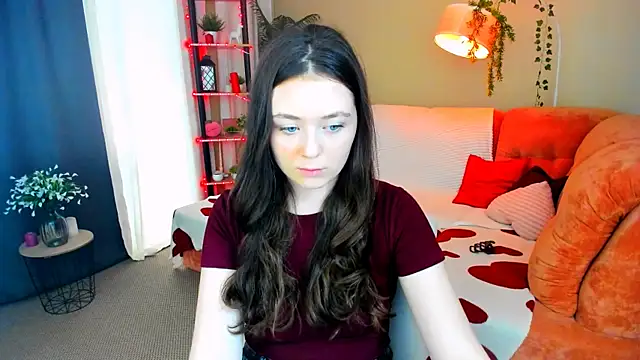 AlluringLookk online show from July 8, 12:18 pm