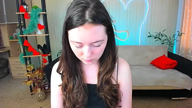 AlluringLookk online show from July 22, 12:17 pm
