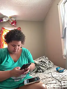 chocolate bella online show from February 10, 3:37 pm