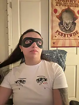 CharmingMaddie online show from February 23, 4:57 am