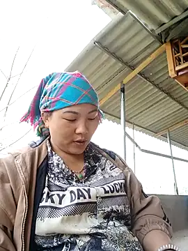 Love-Ly99 online show from February 27, 3:39 am