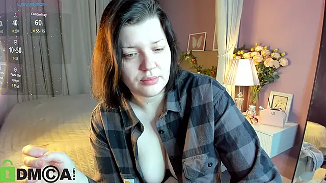 Snapshot of Michele_Greenn chatting on October 23, 1:11 am Michele Greenn online show from October 23, 1:11 am