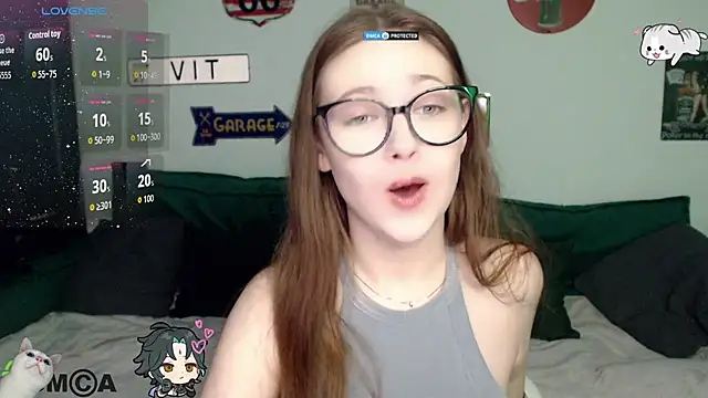 AmourLily online show from December 4, 2:08 pm