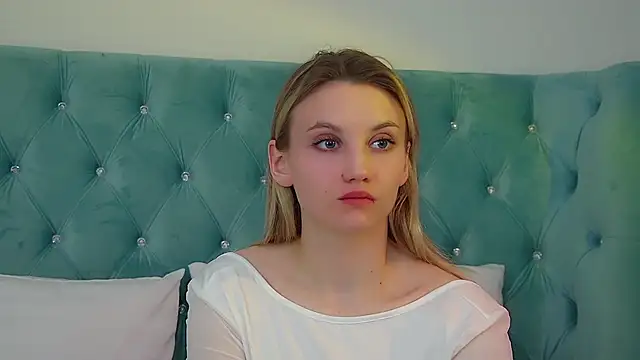 StacyEvances online show from March 14, 6:53 pm