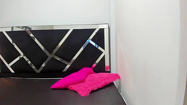 iisabella noa online show from September 17, 12:47 pm