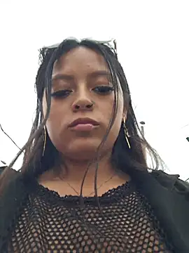 LunaHot 777 online show from November 15, 7:15 pm