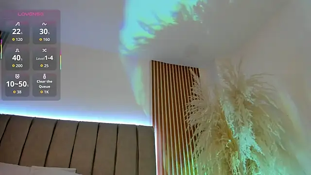 naishaa  online show from November 29, 6:56 pm